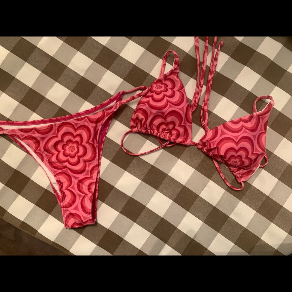 NEVER WORN Pink Bikini